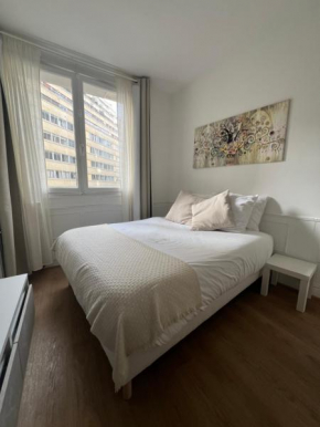 Cozy studio apartment Tour Eiffel
